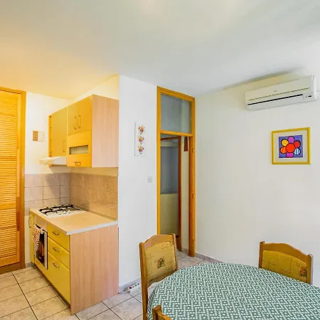 Fabulous In Near Seabeach And Nightlife شقة