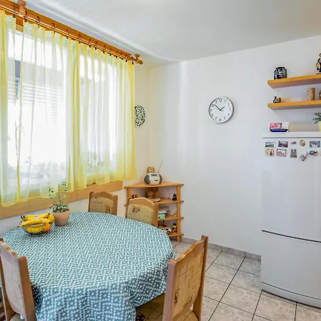 Fabulous In Near Seabeach And Nightlife Apartman *